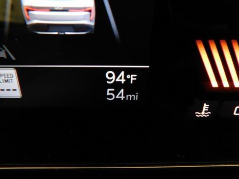 Used 2025 Kia K4 LXS image 55