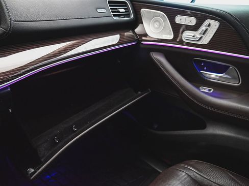 Used 2023 Mercedes-Benz GLE 450 4MATIC w/ 3rd Row Seat Package image 18