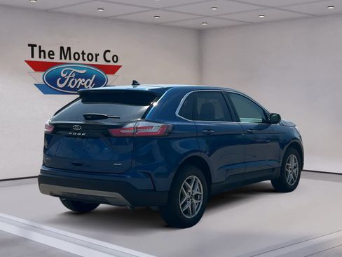 Used 2024 Ford Edge SEL w/ Convenience Package AWD/4WD image 5