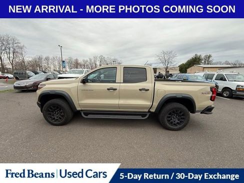 Used 2023 Chevrolet Colorado Trail Boss image 4