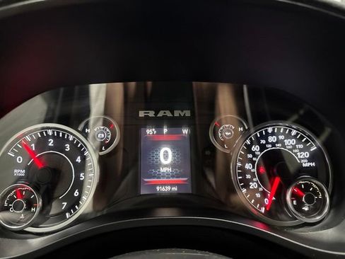 Used 2020 RAM 1500 Big Horn AWD/4WD image 6
