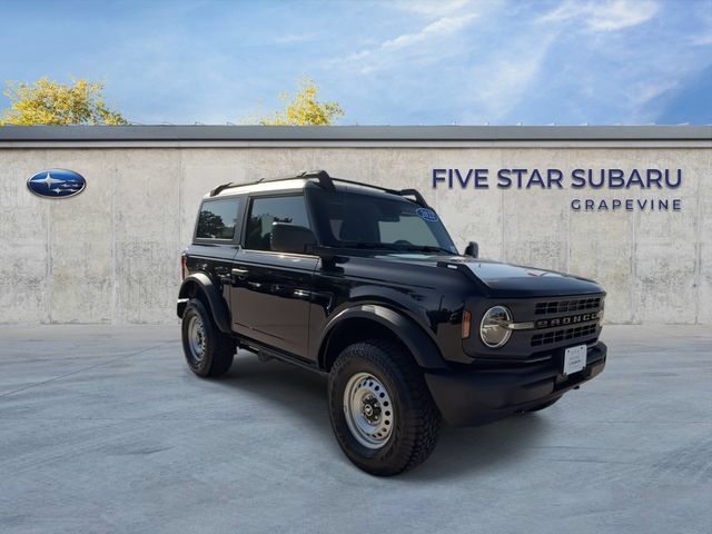 Used 2022 Ford Bronco 2-Door AWD/4WD image 2