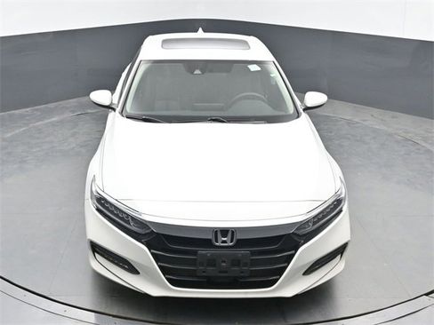 Used 2018 Honda Accord EX image 18