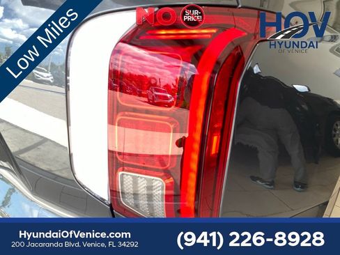 Used 2024 Hyundai Palisade Calligraphy FWD image 8