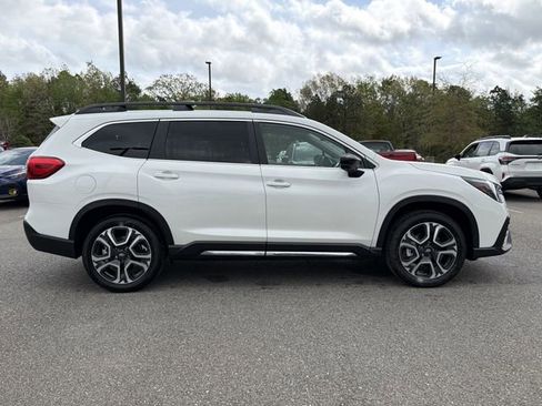 New 2026 Subaru Ascent Limited AWD/4WD image 2