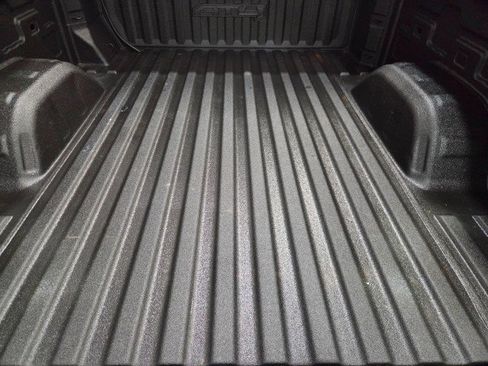 Used 2022 GMC Sierra 1500 AT4 w/ AT4 Premium Package image 33