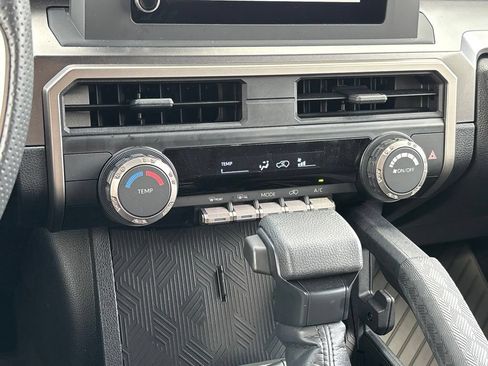 Used 2026 Toyota 4Runner SR5 RWD image 21