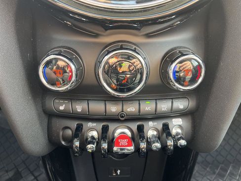 Used 2024 MINI Cooper S image 17