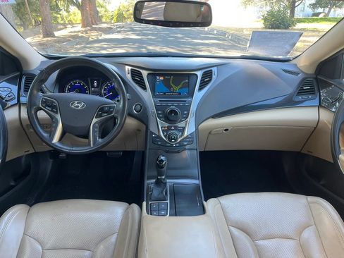 Used 2013 Hyundai Azera w/ Technology Pkg FWD image 12