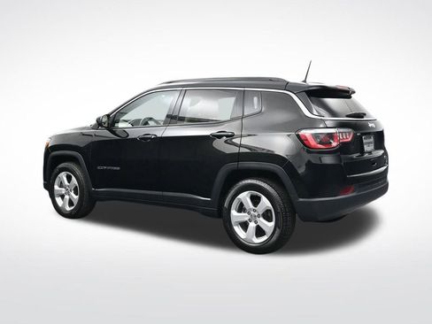 Used 2018 Jeep Compass Latitude w/ Cold Weather Group image 5