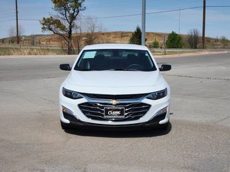 Used 2022 Chevrolet Malibu LS video 2