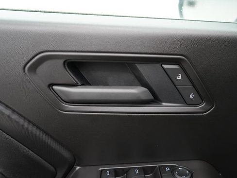 Used 2025 Chevrolet Colorado W/T image 10