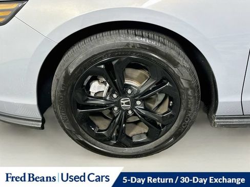 Used 2025 Honda Accord SE image 36