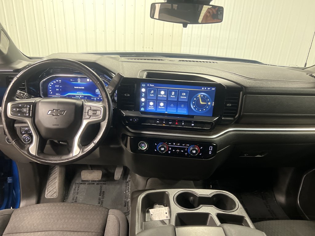 Certified 2022 Chevrolet Silverado 1500 RST AWD/4WD image 17