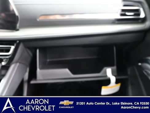 New 2026 Chevrolet Traverse LT w/ Driver Confidence Package image 32