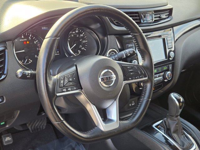 Used 2021 Nissan Rogue Sport SV FWD image 18
