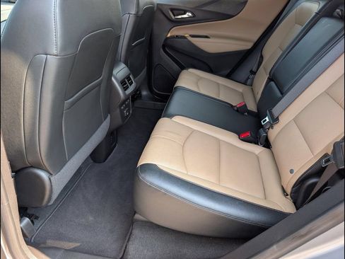 Used 2023 Chevrolet Equinox Premier FWD image 13
