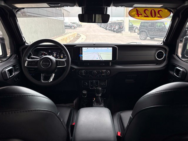 Used 2024 Jeep Wrangler High Altitude AWD/4WD image 14