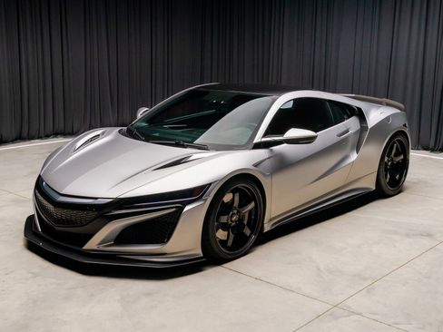 Used 2017 Acura NSX image 20