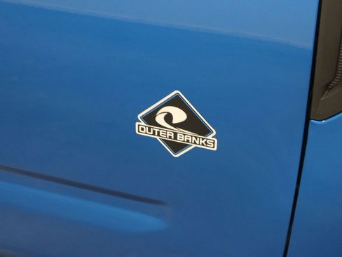 New 2025 Ford Bronco Sport Outer Banks image 11