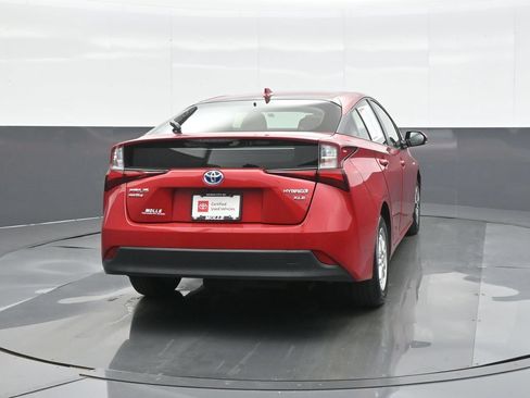 Certified 2019 Toyota Prius XLE AWD/4WD image 6