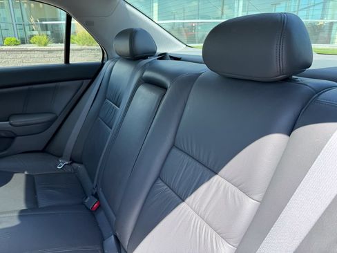 Used 2005 Honda Accord EX-L image 12