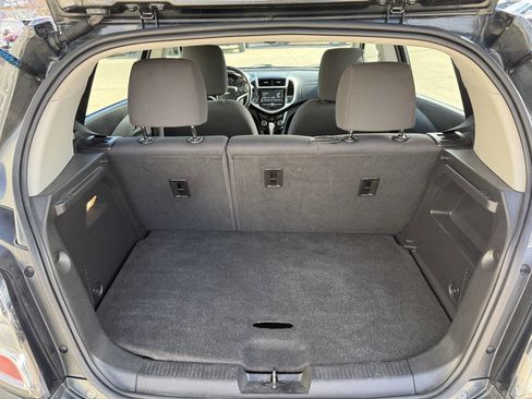 Used 2017 Chevrolet Sonic LT w/ Convenience Package image 13