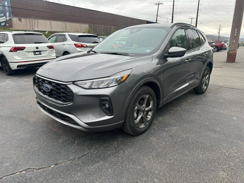 Used 2023 Ford Escape ST-Line Select w/ Tech Pack #2 AWD/4WD image 1