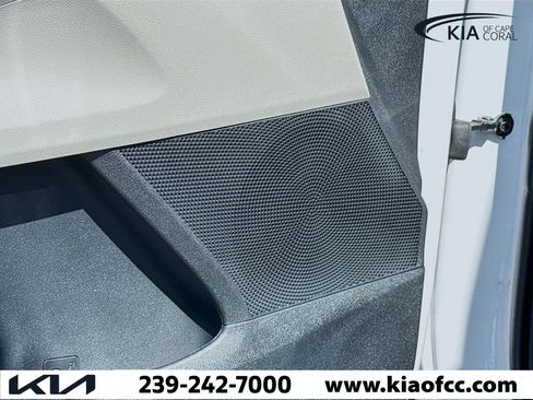 New 2026 Kia Sorento S image 24