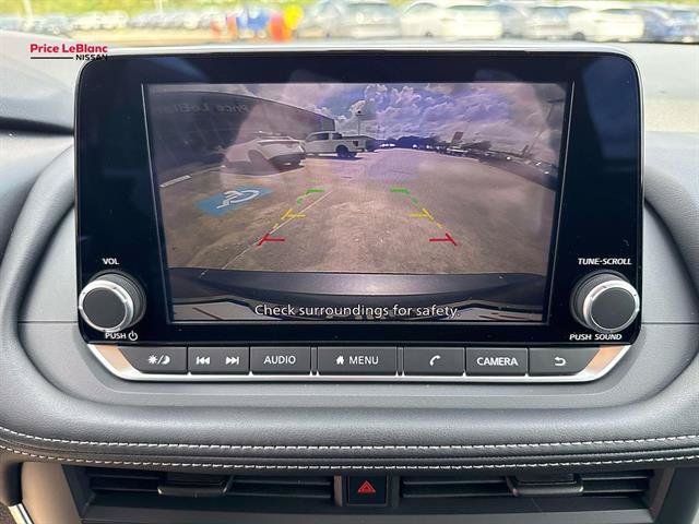 Used 2026 Nissan Rogue S FWD image 28