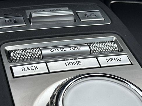 Used 2025 Genesis GV70 3.5T Sport w/ Sport Advanced Package AWD/4WD image 14