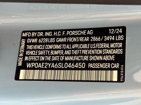 Certified 2025 Porsche Panamera 4 image 28