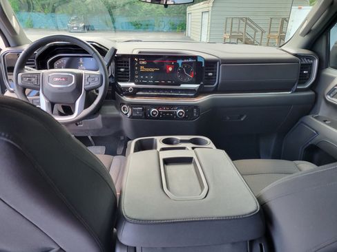 Certified 2024 GMC Sierra 1500 Elevation AWD/4WD image 16