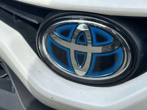Certified 2021 Toyota Camry SE FWD image 9