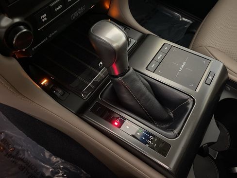 Certified 2023 Lexus GX 460 Luxury image 23