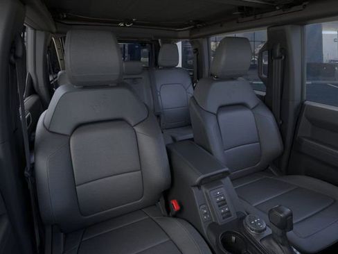 New 2025 Ford Bronco Outer Banks image 10