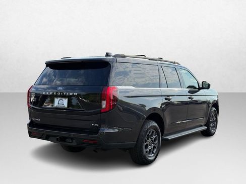 Used 2025 Ford Expedition Max Active AWD/4WD image 10