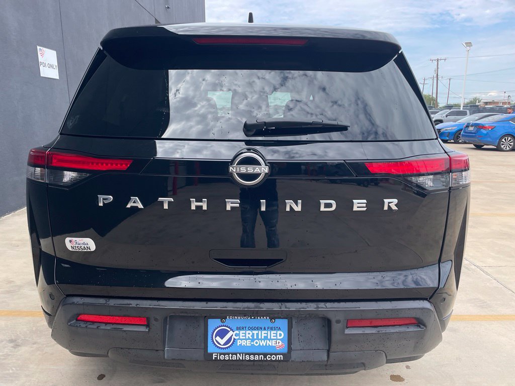 Used 2024 Nissan Pathfinder S FWD image 4