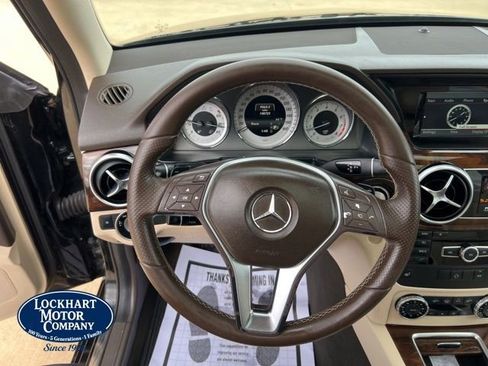 Used 2015 Mercedes-Benz GLK 350 2WD image 40