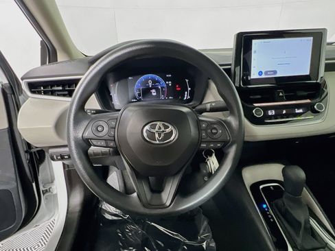 Used 2026 Toyota Corolla LE FWD image 18