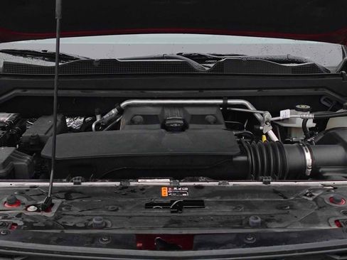 Used 2024 Chevrolet Colorado ZR2 w/ Technology Package image 21