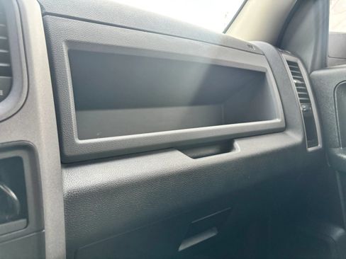 Used 2014 RAM 1500 Express AWD/4WD image 26