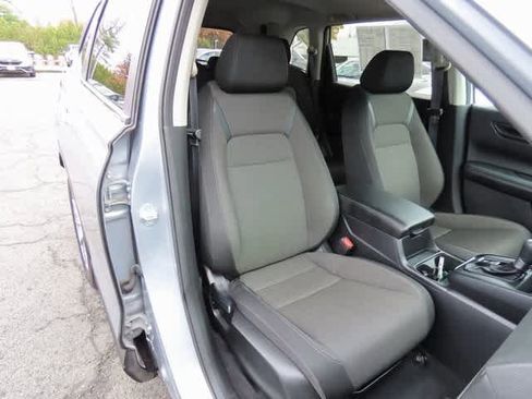 Used 2023 Honda CR-V EX image 15