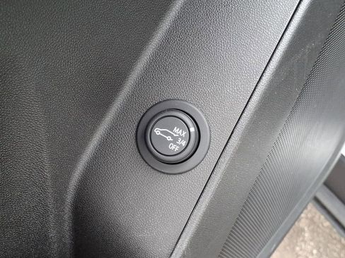 Certified 2024 Chevrolet Equinox LT image 15