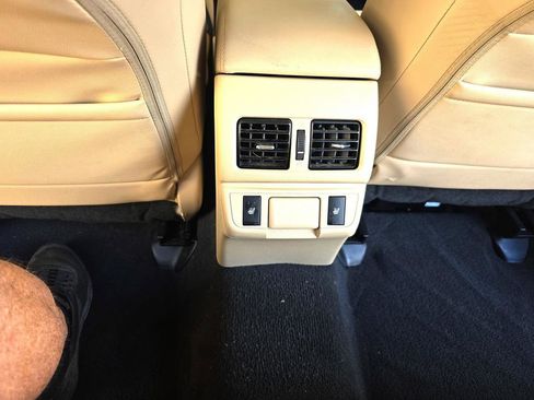 Used 2019 Subaru Outback 2.5i Limited image 16