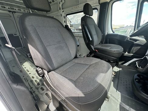 Used 2023 RAM ProMaster 3500 FWD image 5