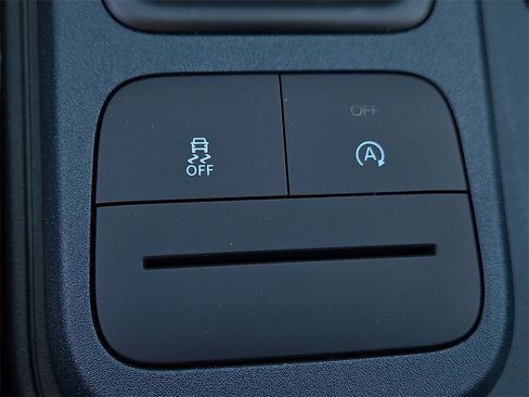 New 2026 Ford Maverick XL image 14