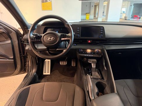 Used 2026 Hyundai Elantra Sport FWD image 28
