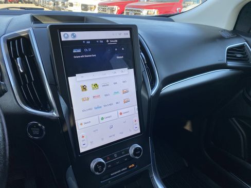 Used 2022 Ford Edge Titanium w/ Equipment Group 301A image 23