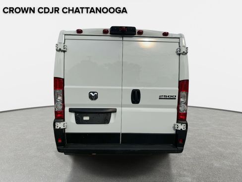 Used 2025 RAM ProMaster 2500 w/ Convenience Group FWD image 5